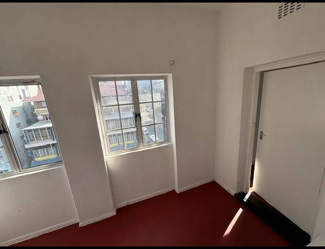 2 BEDROOM APARTMENT FOR SALE IN ESPLANADE